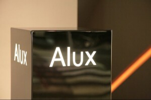 Alux アリュックス