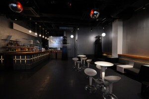 WOMB LOUNGE 